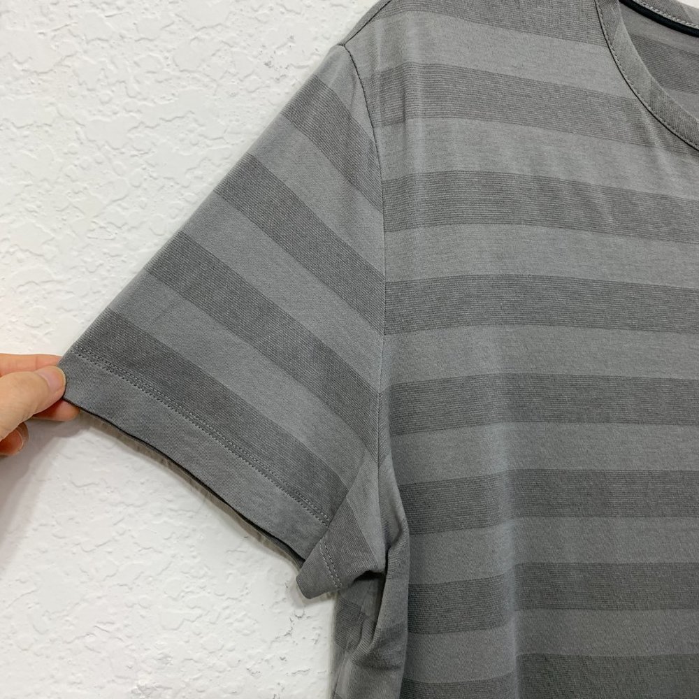Theory Mens Medium Gray Striped Lightweight Stretch Crew Neck Top Short Sleeves - Picture 3 of 10